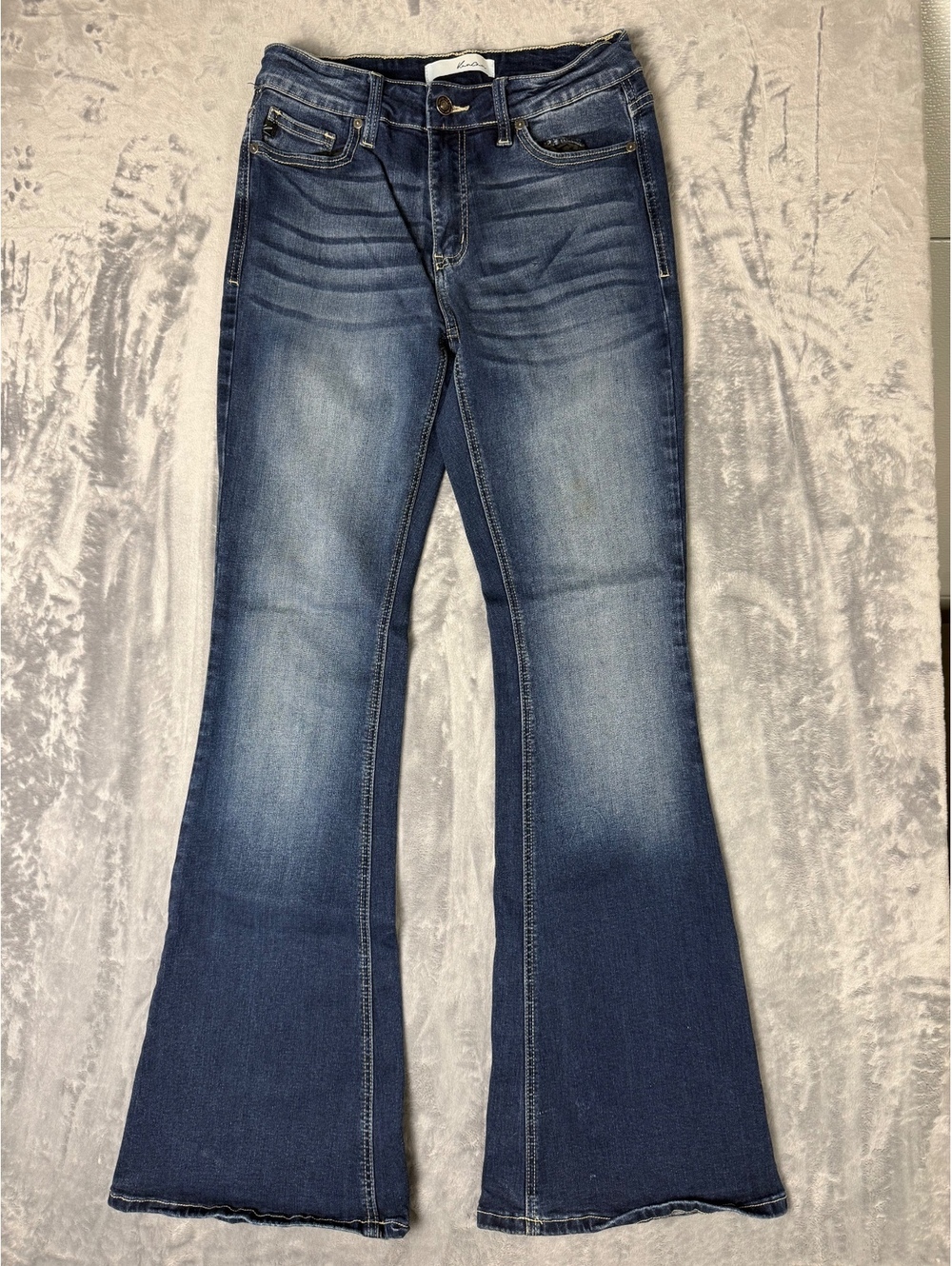 KanCan Womens Jeans Size 9/28 Flare Stretch Denim Medium Wash